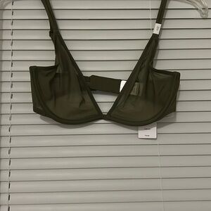 NWT Calvin Klein Green Underwire Bra